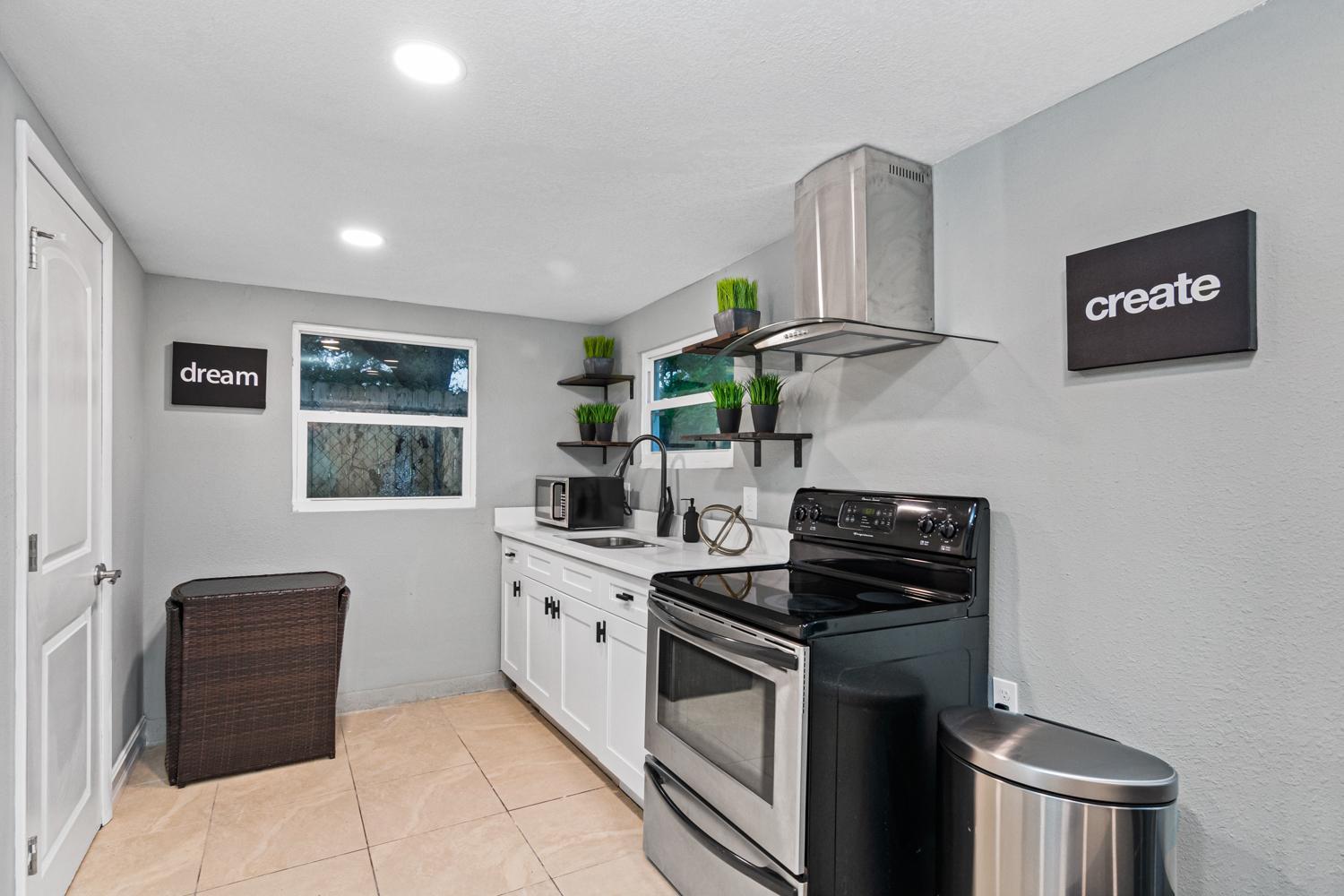 Apartmán Modern House In Clearwater With Access To A Shared Swimming Pool Safety Harbor Exteriér fotografie
